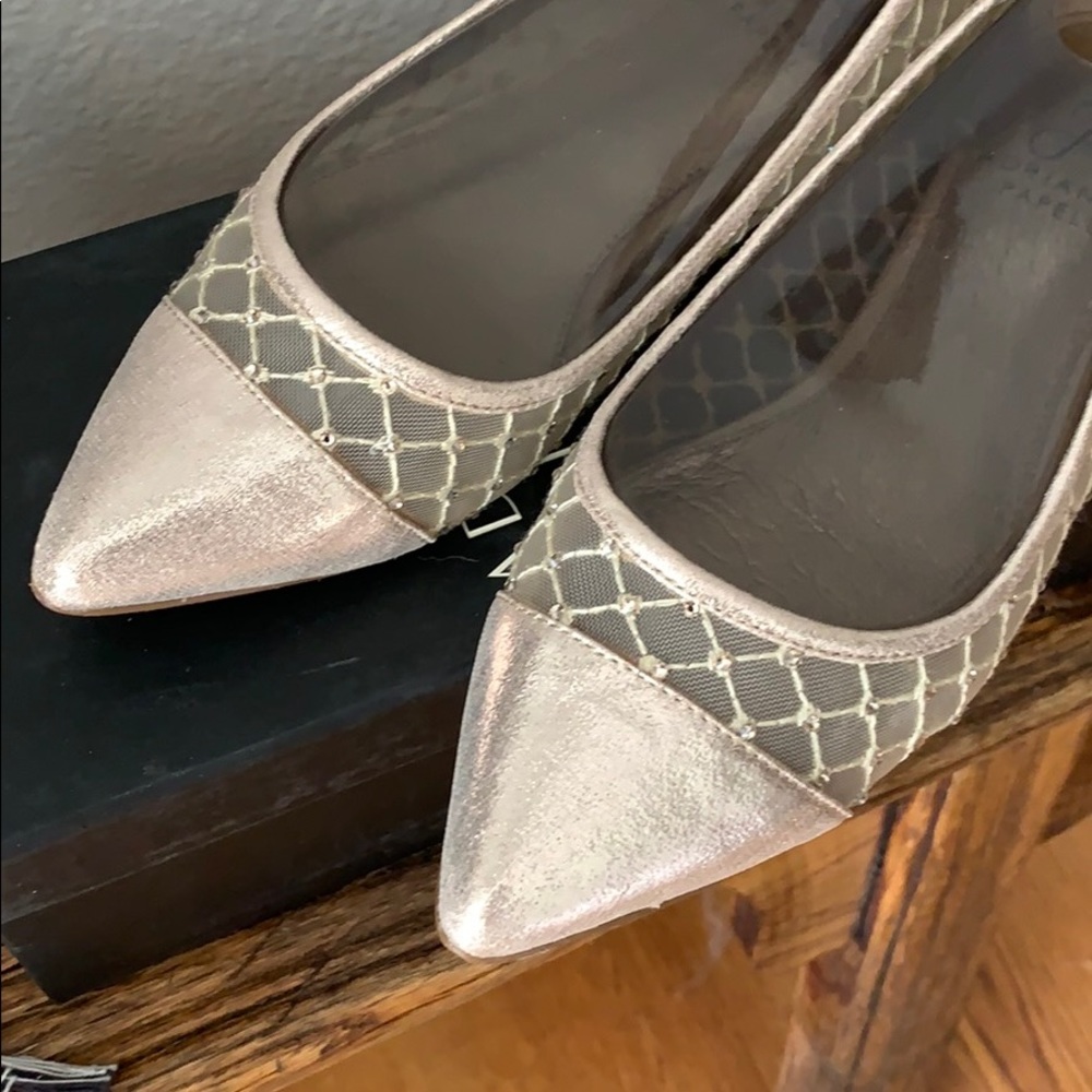 Adrianna Papel Jewel flats in gold
